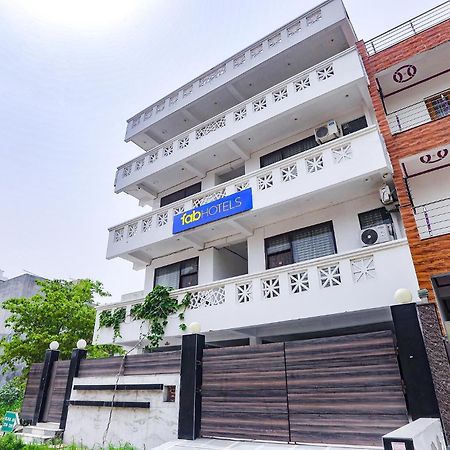 Fabexpress Samira Residency, Near Botanical Garden 호텔 노이다 외부 사진